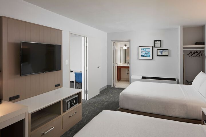 Four Points by Sheraton Virginia Beach Oceanfront