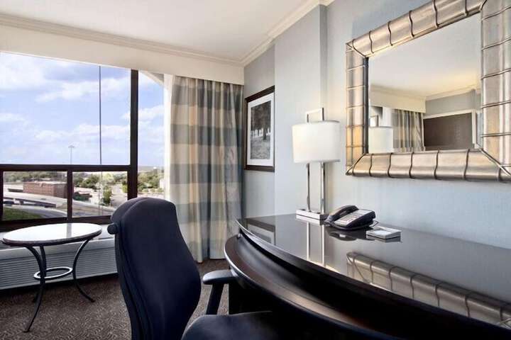 Room 9 of 41