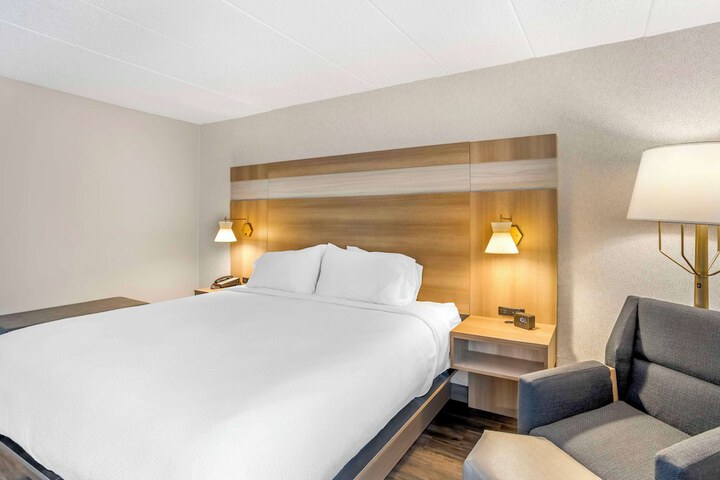 Best Western Plus Heritage Rail-South York / I-83