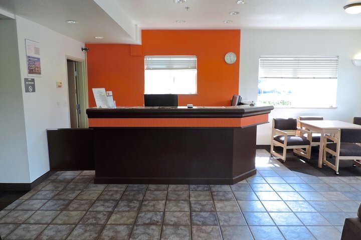 Hotel 4 of 52