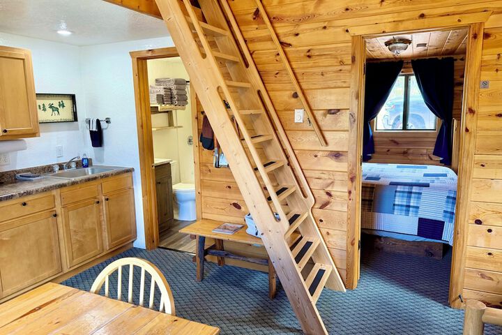 Mountain View Lodge & Cabins