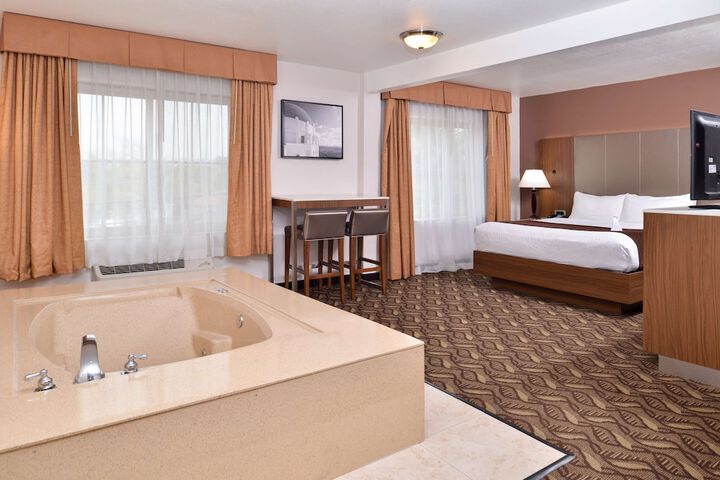 Room 16 of 30