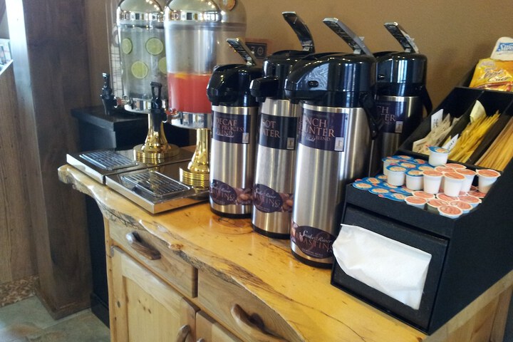 Breakfast/Coffee Service 58 of 67