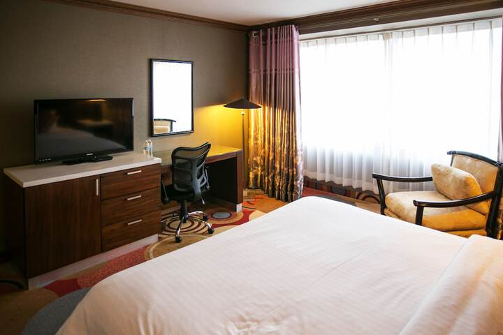 Room 16 of 84
