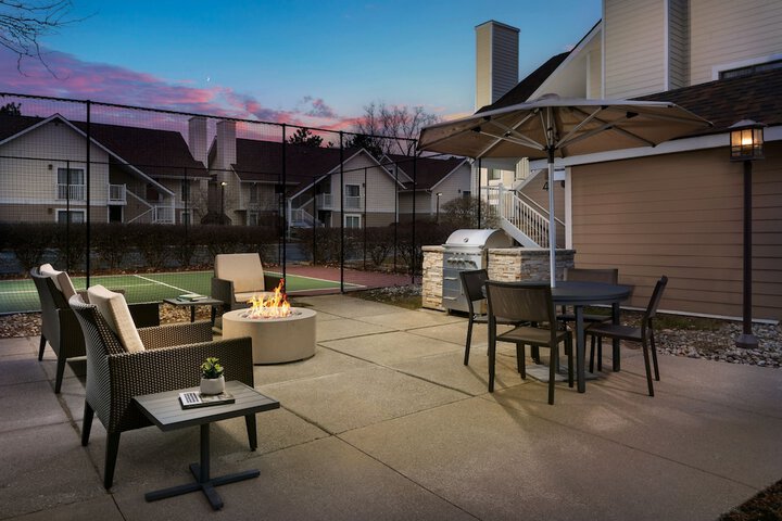 Terrace/Patio 22 of 26