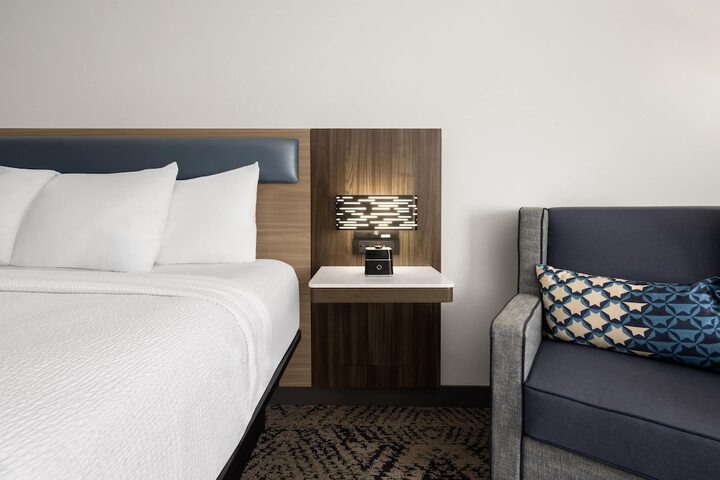 La Quinta Inn & Suites by Wyndham Savannah Airport - Pooler