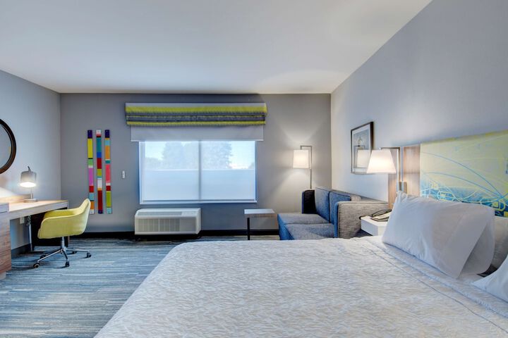 Room 52 of 93