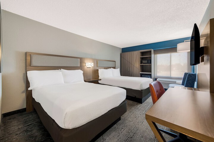 Holiday Inn Express Hampton - Coliseum Central by IHG