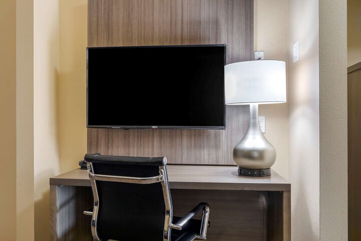 Room 21 of 41