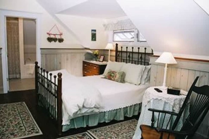 Room 17 of 46