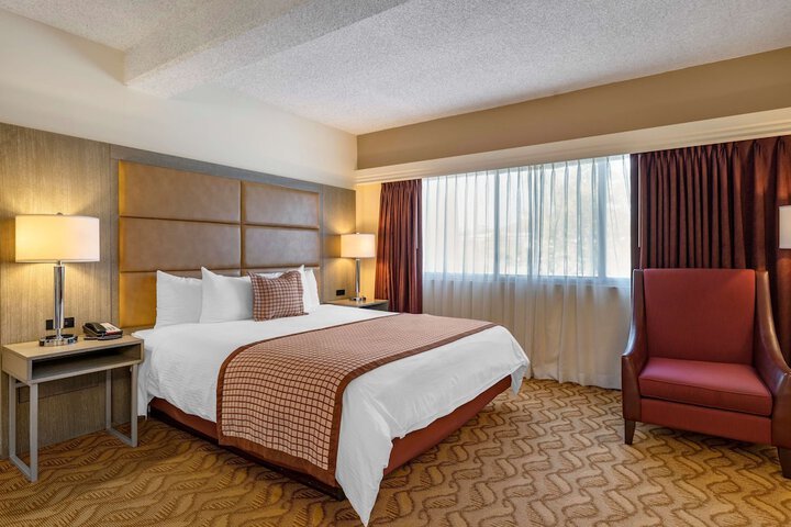 Room 13 of 46