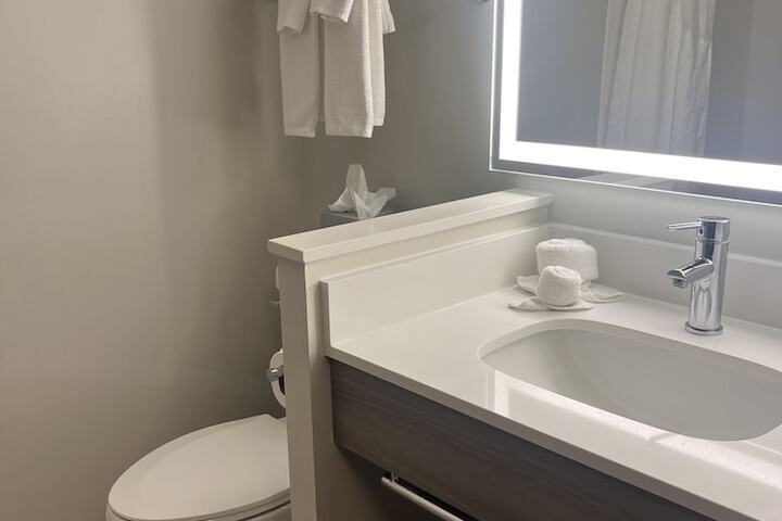 Holiday Inn Express Hotel & Suites St. Paul-Woodbury by IHG