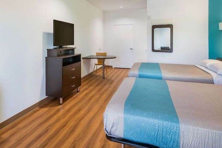 Motel 6 Channelview TX