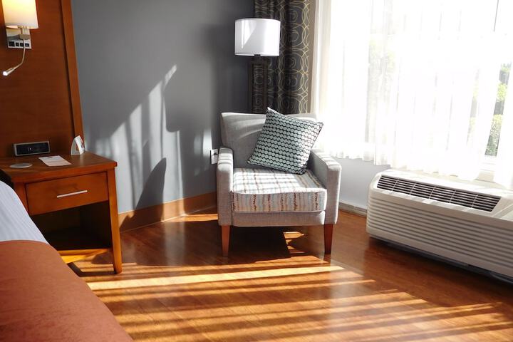 Room 46 of 90