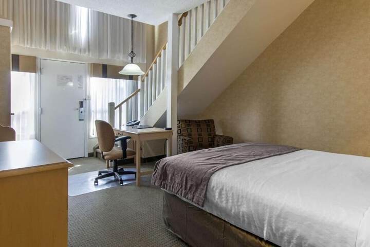Room 33 of 54