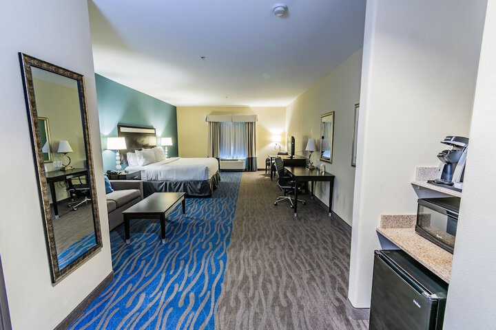 Room 30 of 60