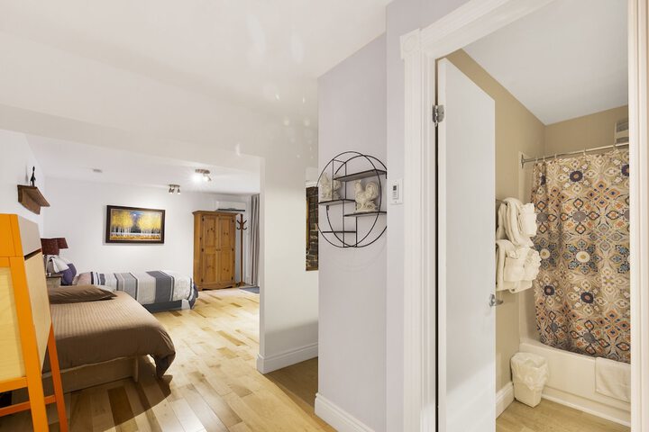 Room 20 of 51