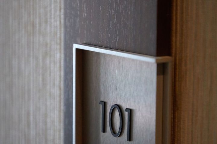 Room 16 of 24