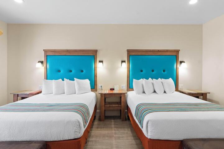 Bluff Dwellings Resort