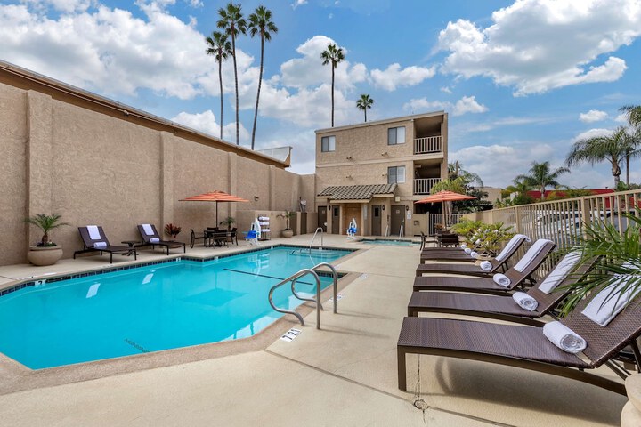 Pool 4 of 48