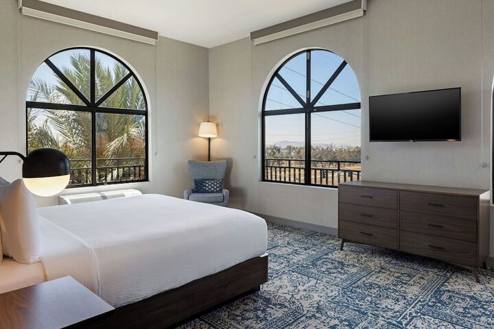 Four Points by Sheraton Ontario-Rancho Cucamonga