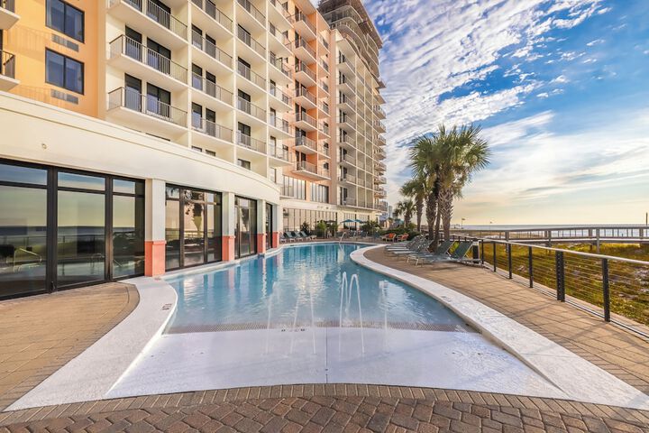 Hampton Inn & Suites Orange Beach / Gulf Front