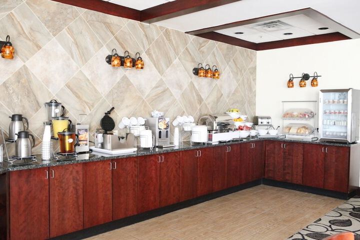 Breakfast/Coffee Service 37 of 42