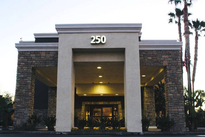 Hotel 2 of 25