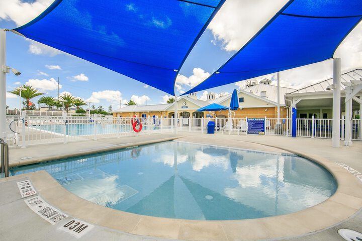 Holiday Inn Club Vacations Orlando Breeze Resort by IHG