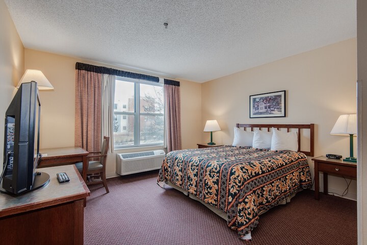 Room 20 of 37