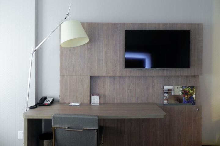 DoubleTree by Hilton Ottawa Downtown
