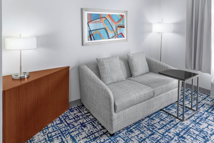 Fairfield Inn & Suites Calhoun