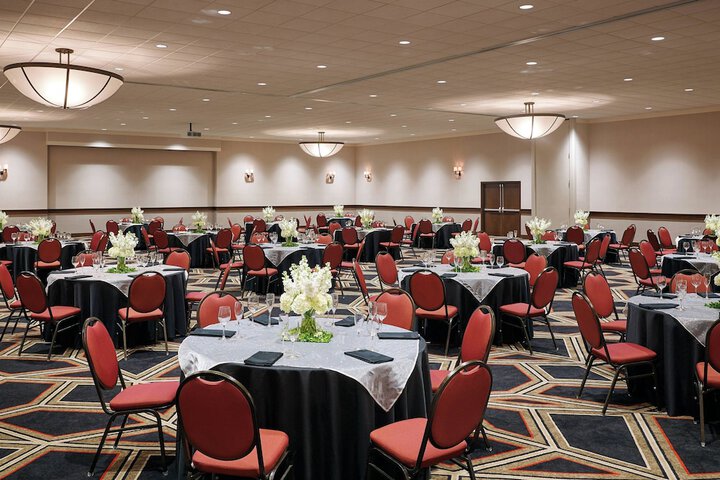 Four Points by Sheraton Bellingham Hotel & Conference Center