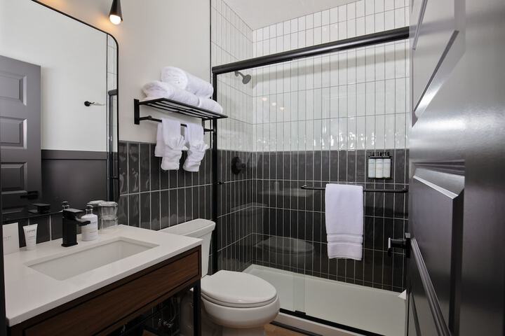 Lightwell Hotel & Spa