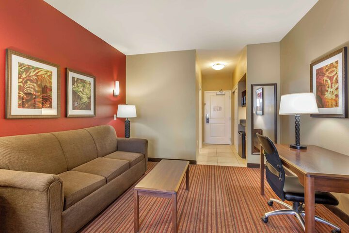 Room 32 of 44
