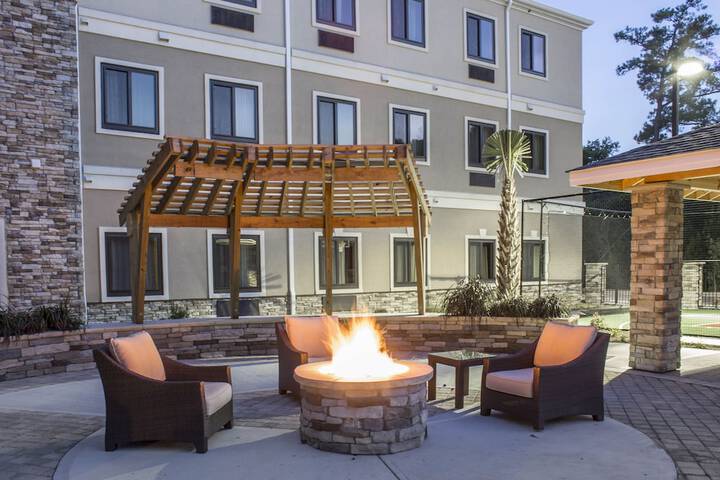 Staybridge Suites Jacksonville - Camp Lejeune Area by IHG