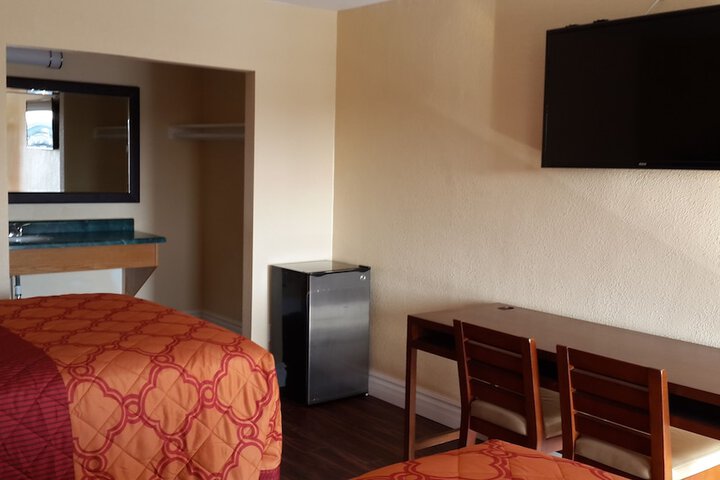 Room 22 of 47