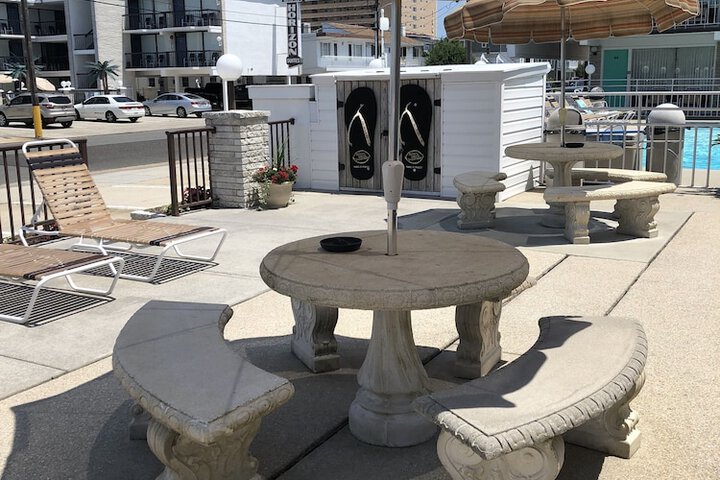 Terrace/Patio 48 of 50