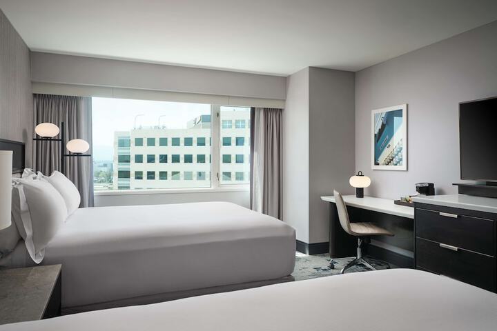 Room 44 of 84