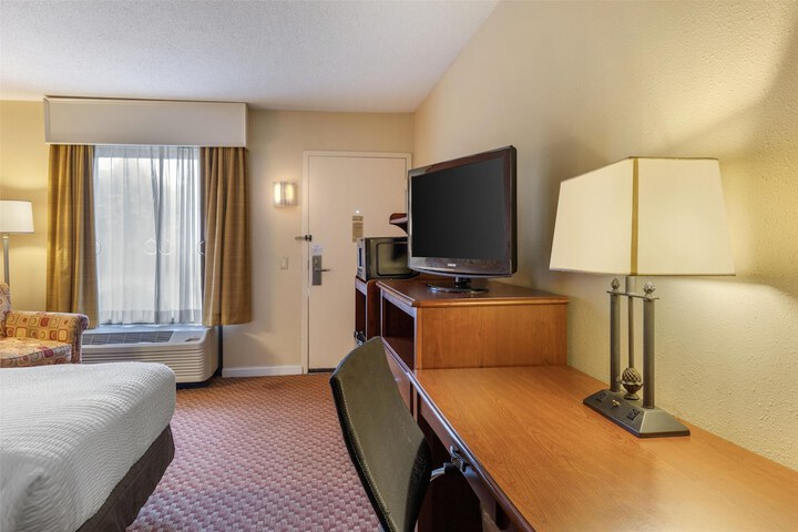 Best Western Hickory