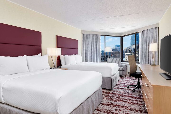 DoubleTree by Hilton Philadelphia Center City