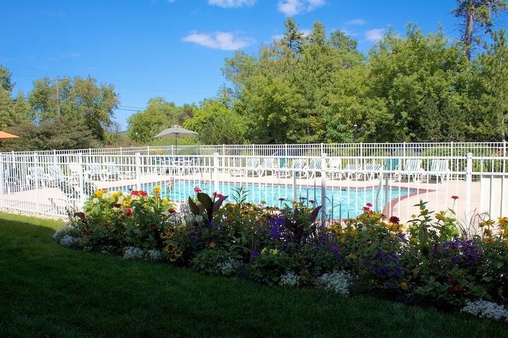 Pool 10 of 157
