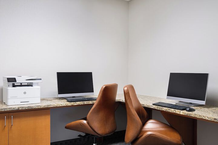 Business Center 56 of 57
