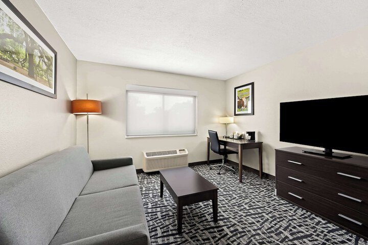 Room 14 of 29