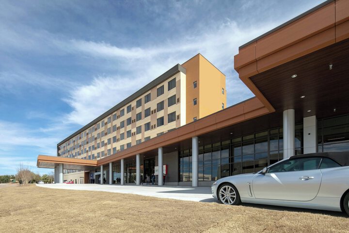 Hotel 4 of 59