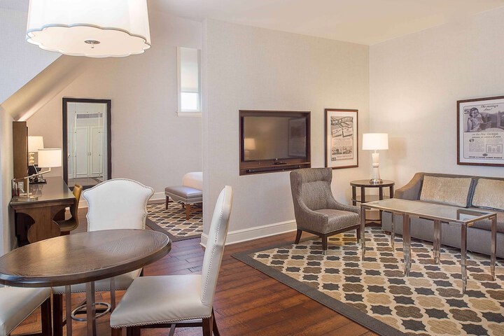 Room 47 of 160