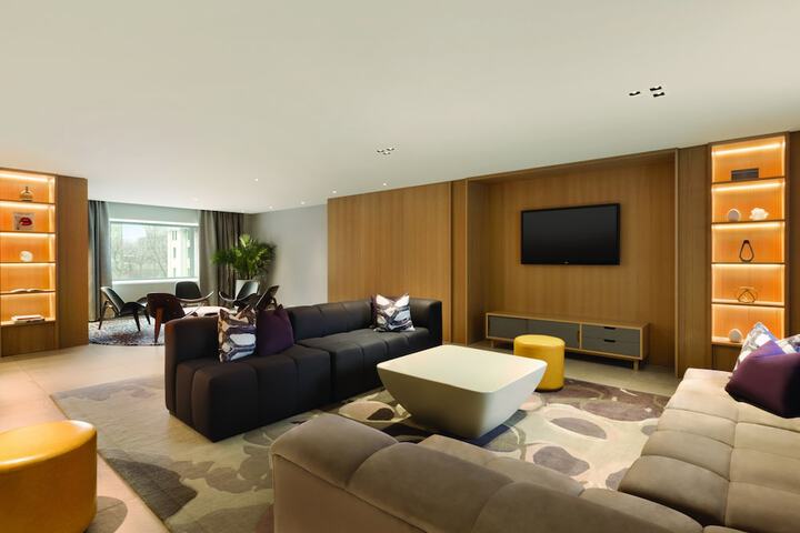 Fairmont The Queen Elizabeth