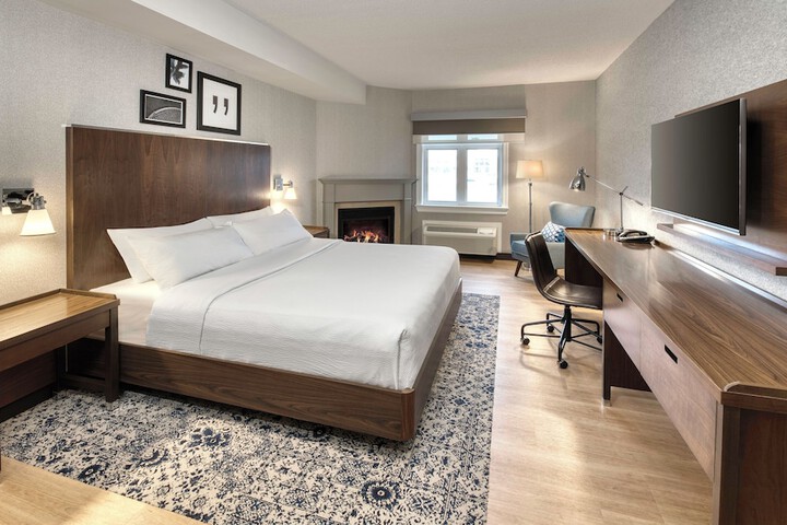 Four Points by Sheraton Barrie