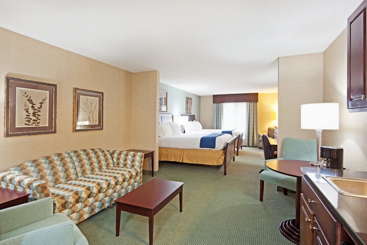 Room 50 of 80