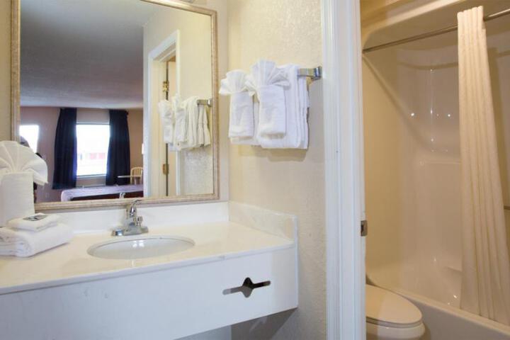 STUDIOS AND SUITES 4 LESS BATTLEFIELD BLVD